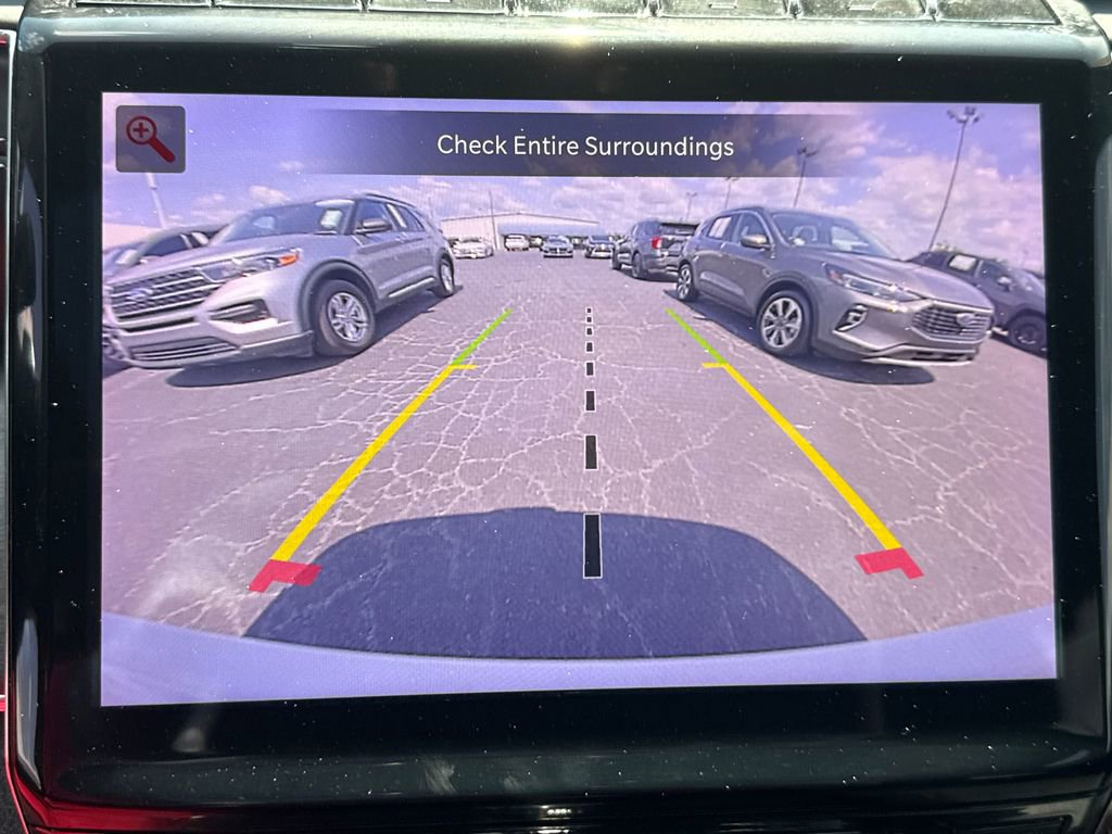 Used 2023 Jeep Grand Cherokee Overland w/ Luxury Tech Group IV RWD image 31