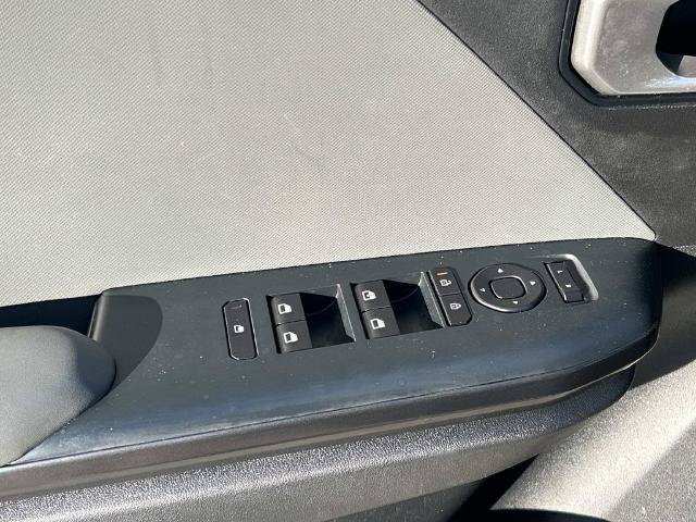 Used 2025 Kia K4 FWD image 24