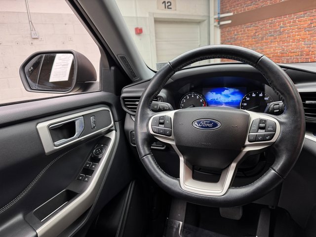 Certified 2022 Ford Explorer XLT image 13