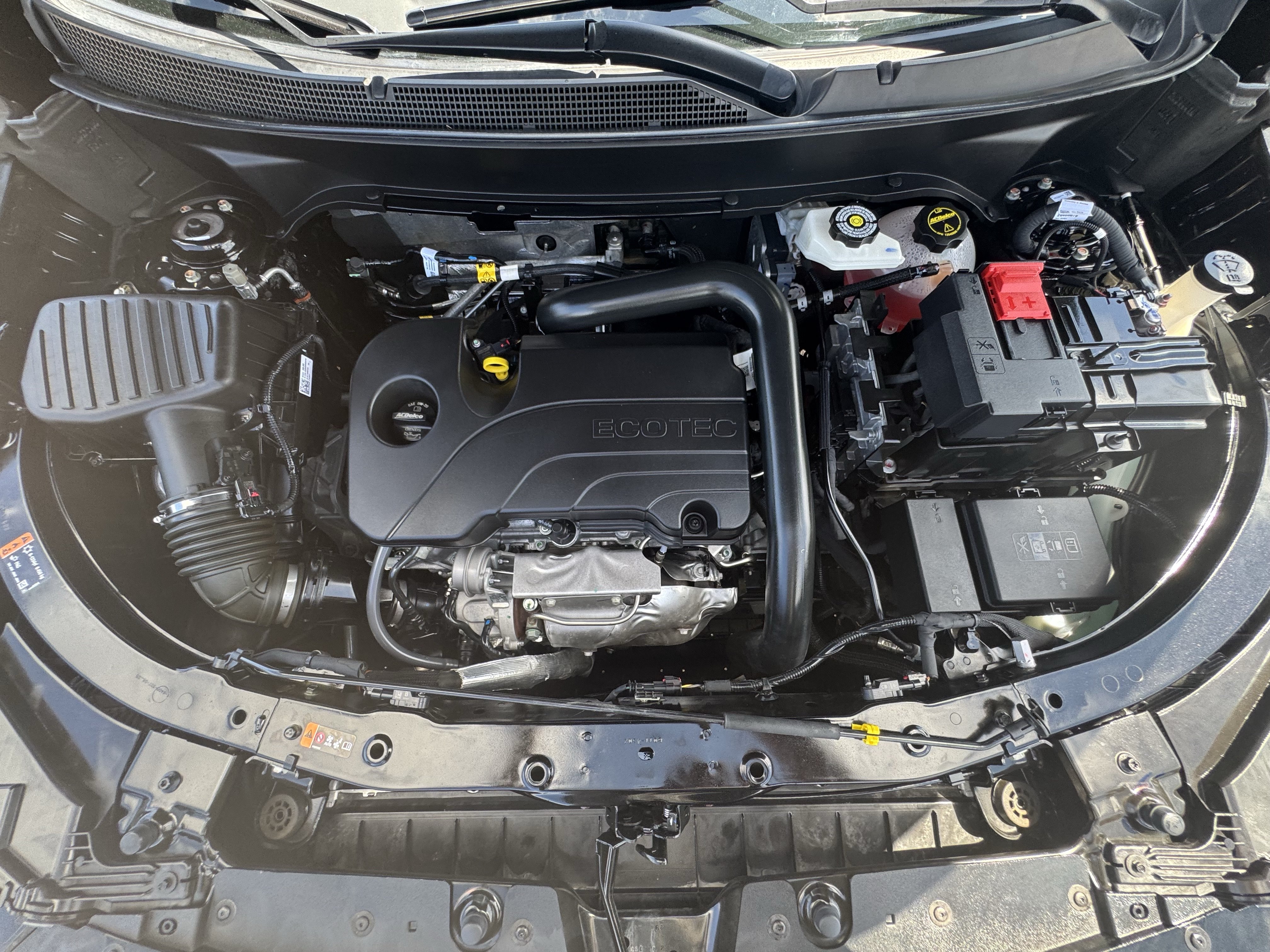 Used 2025 Chevrolet Equinox LT w/ Midnight Edition FWD image 36