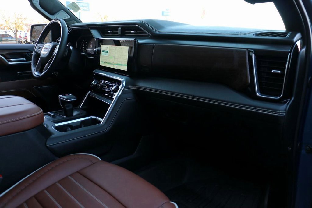 Used 2025 GMC Sierra 1500 Denali Ultimate image 42