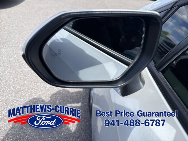 Used 2022 Toyota Corolla LE w/ LE Convenience Package FWD image 8
