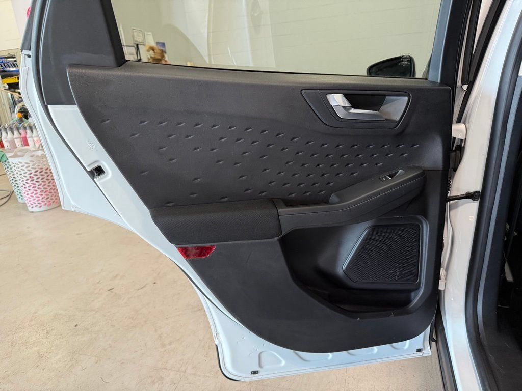 Certified 2020 Ford Escape SE AWD/4WD image 11
