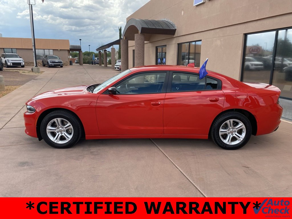 Used 2023 Dodge Charger SXT image 4