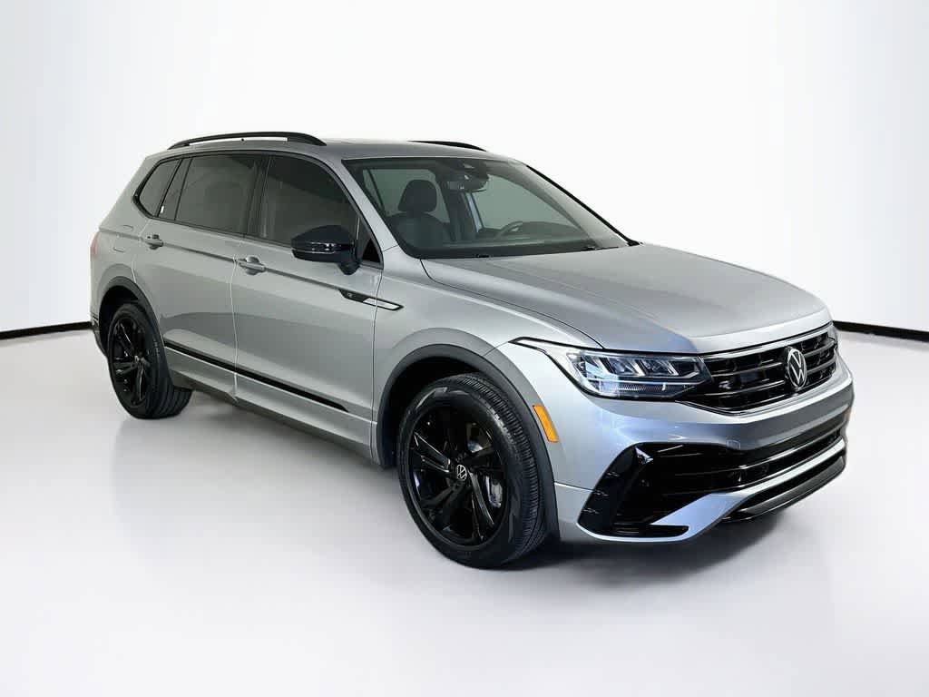 Used 2023 Volkswagen Tiguan SE R-Line FWD image 24