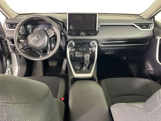 Used 2023 Toyota RAV4 LE AWD/4WD image 14