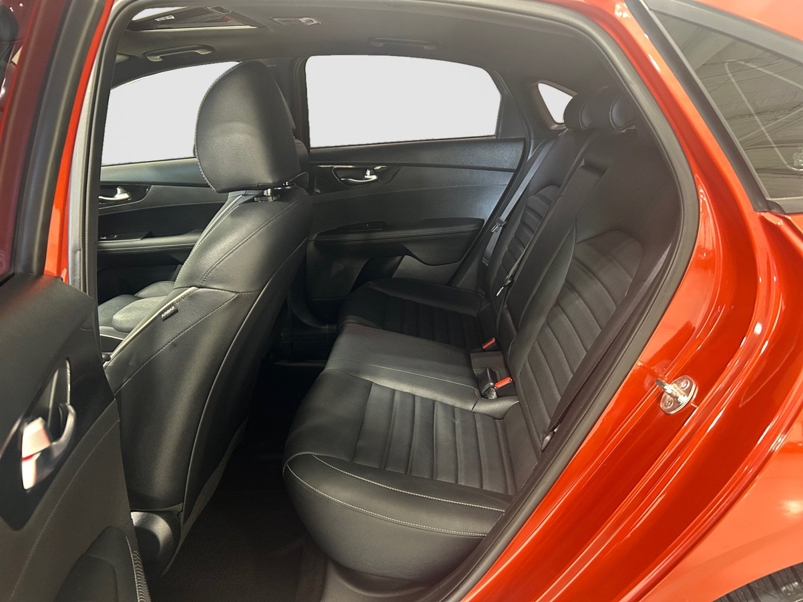 Used 2024 Kia Forte GT-Line w/ GT-Line Premium Package FWD image 18