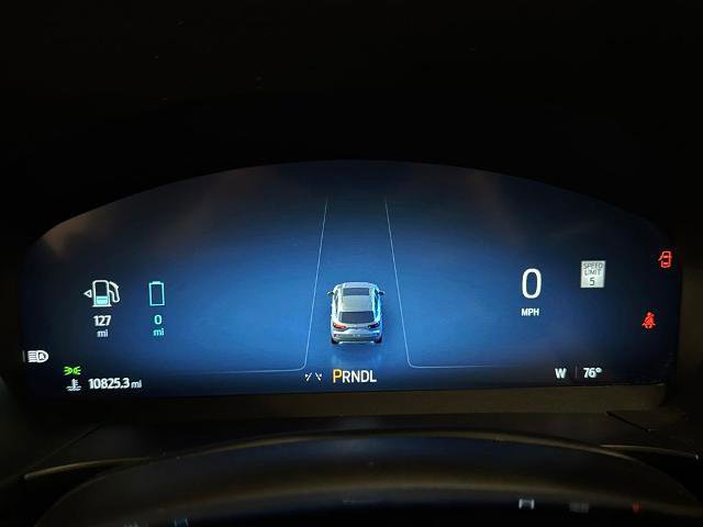 Certified 2025 Ford Escape SE w/ PHEV Premium Package image 24