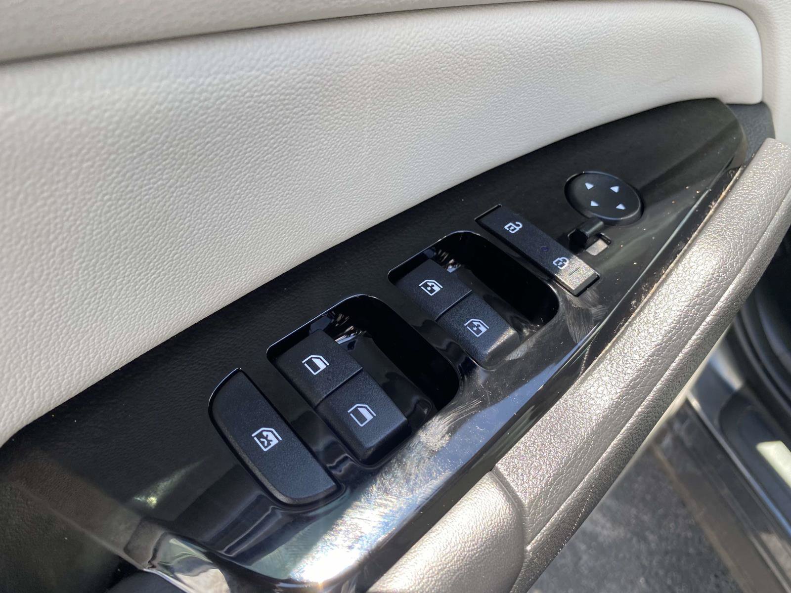 Used 2024 Kia Sportage EX FWD image 18