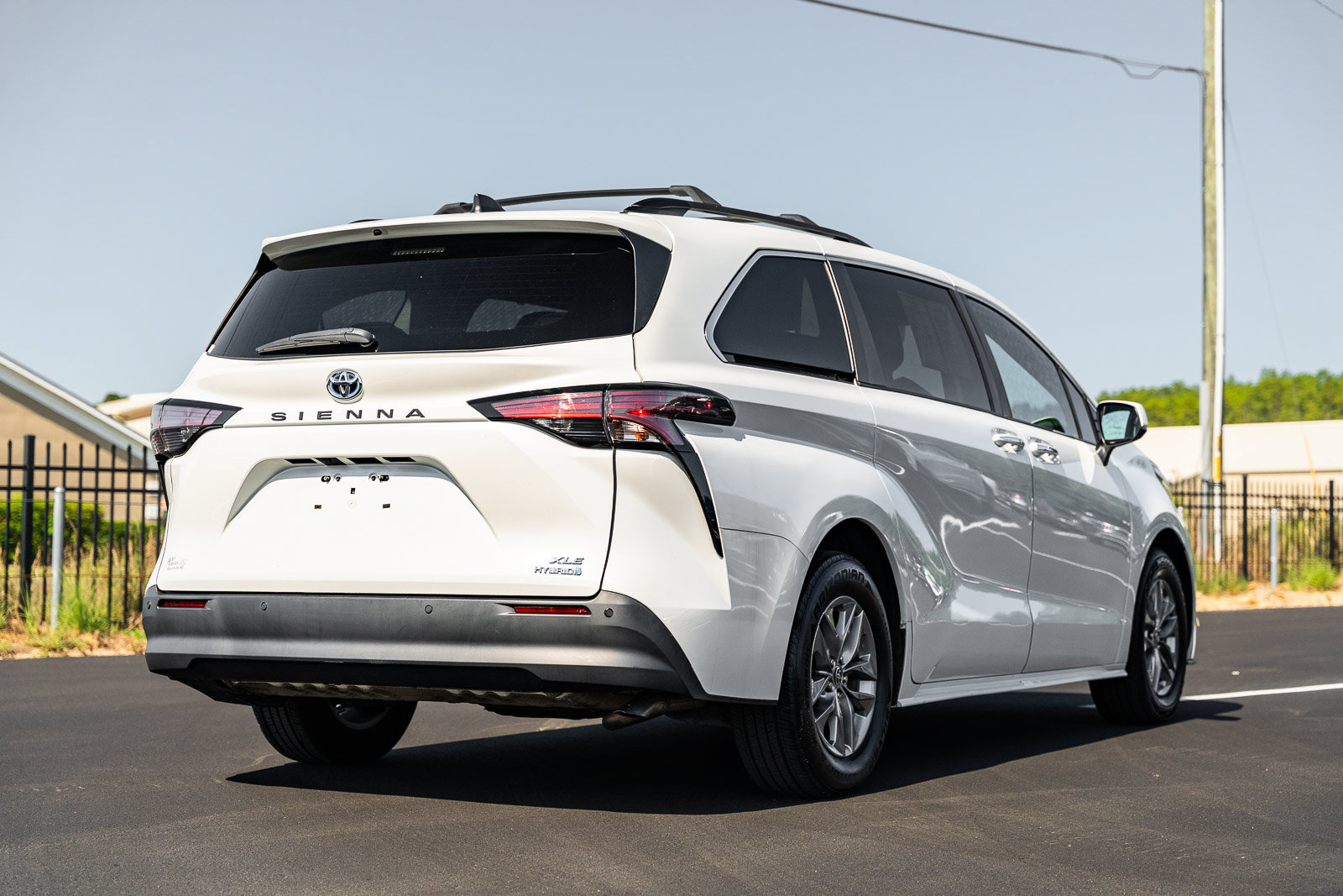 Used 2022 Toyota Sienna XLE FWD image 7