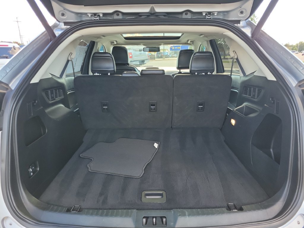 Certified 2024 Ford Edge SEL w/ Convenience Package AWD/4WD image 8