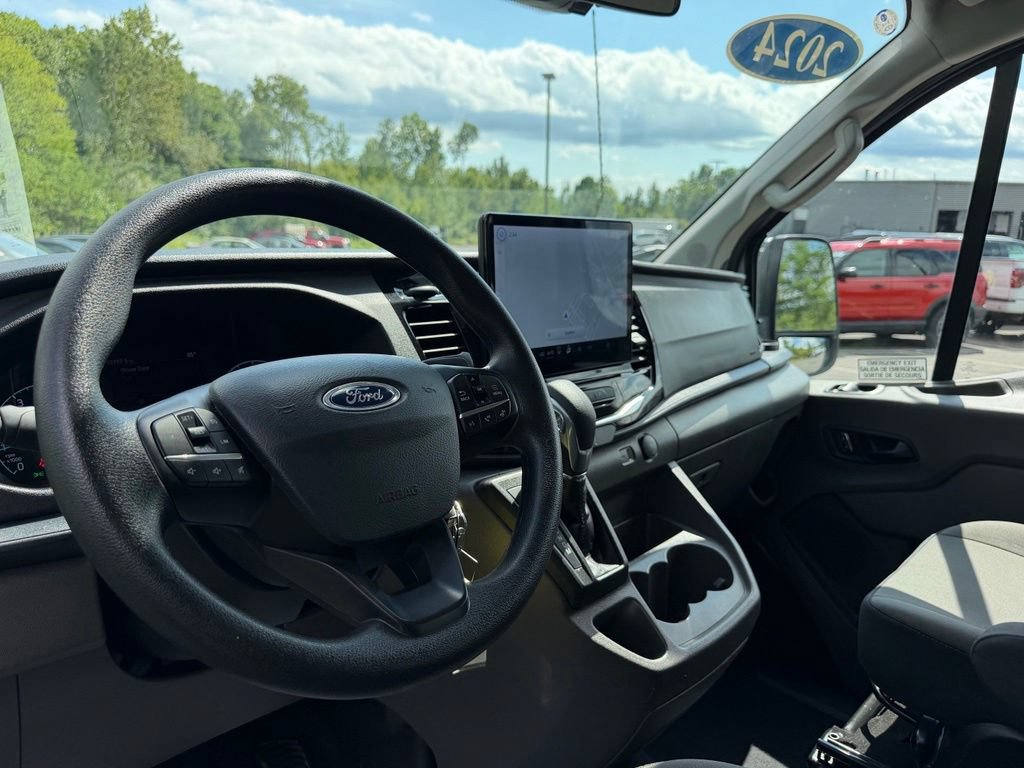 Certified 2024 Ford Transit 350 XLT RWD image 5