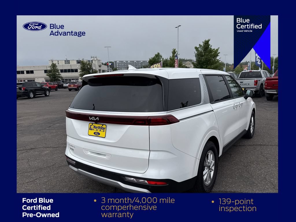 Used 2024 Kia Carnival LX FWD image 7