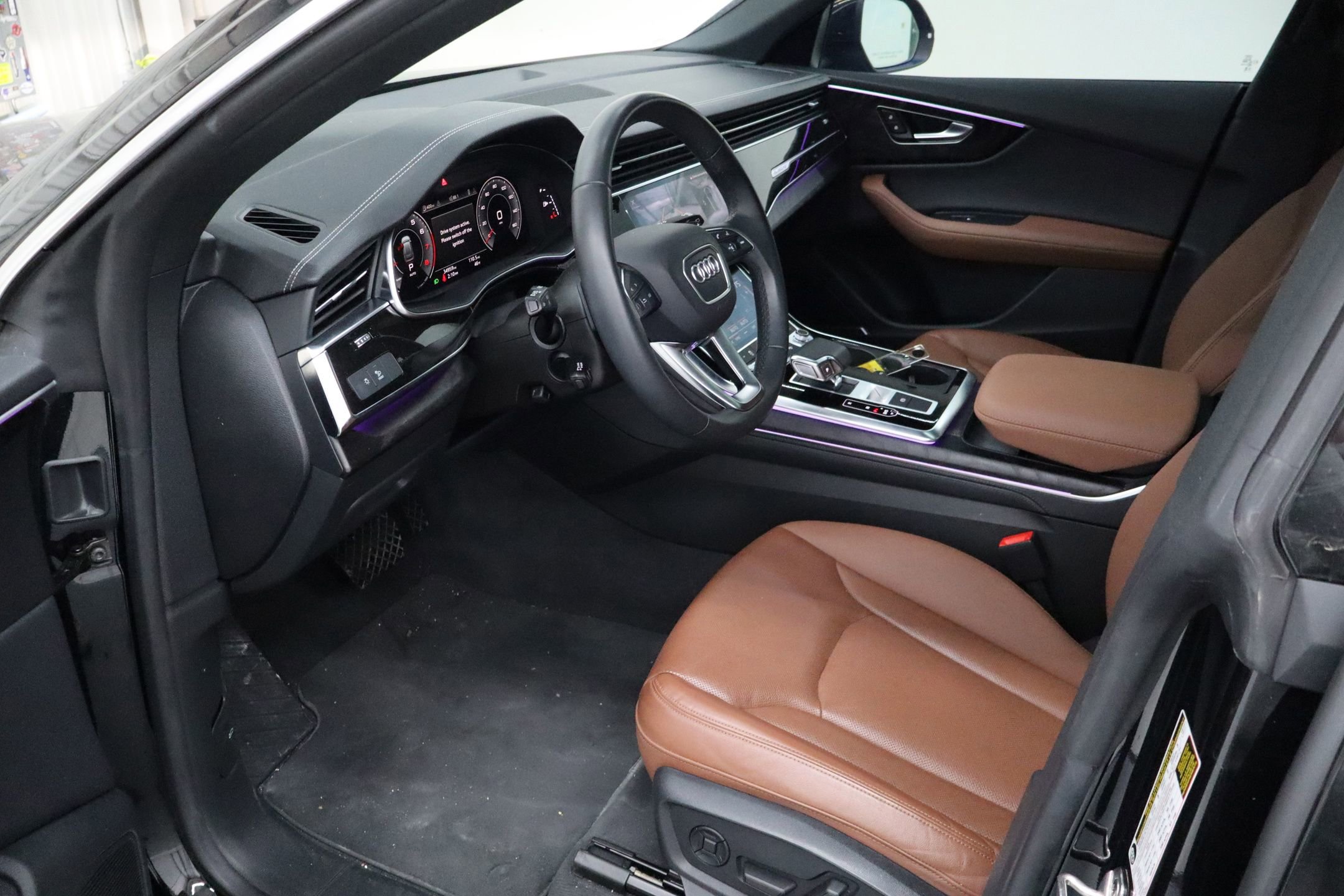 Used 2023 Audi Q8 Premium Plus w/ Premium Plus Package image 27