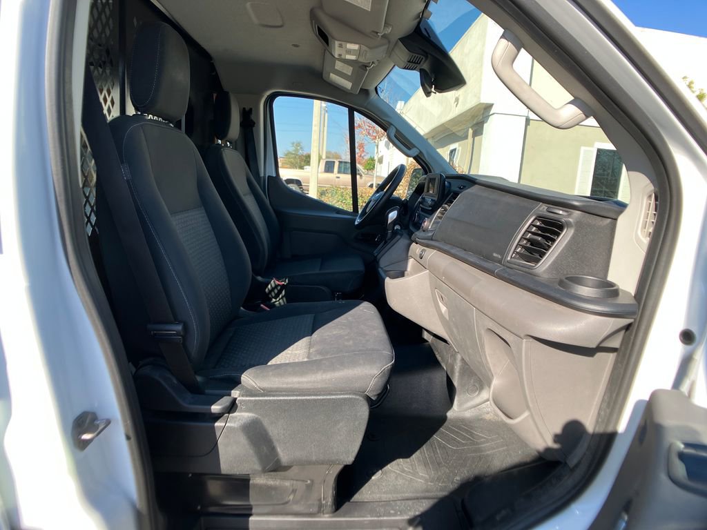 Certified 2024 Ford Transit 250 Low Roof w/ Exterior Upgrade Package image 7