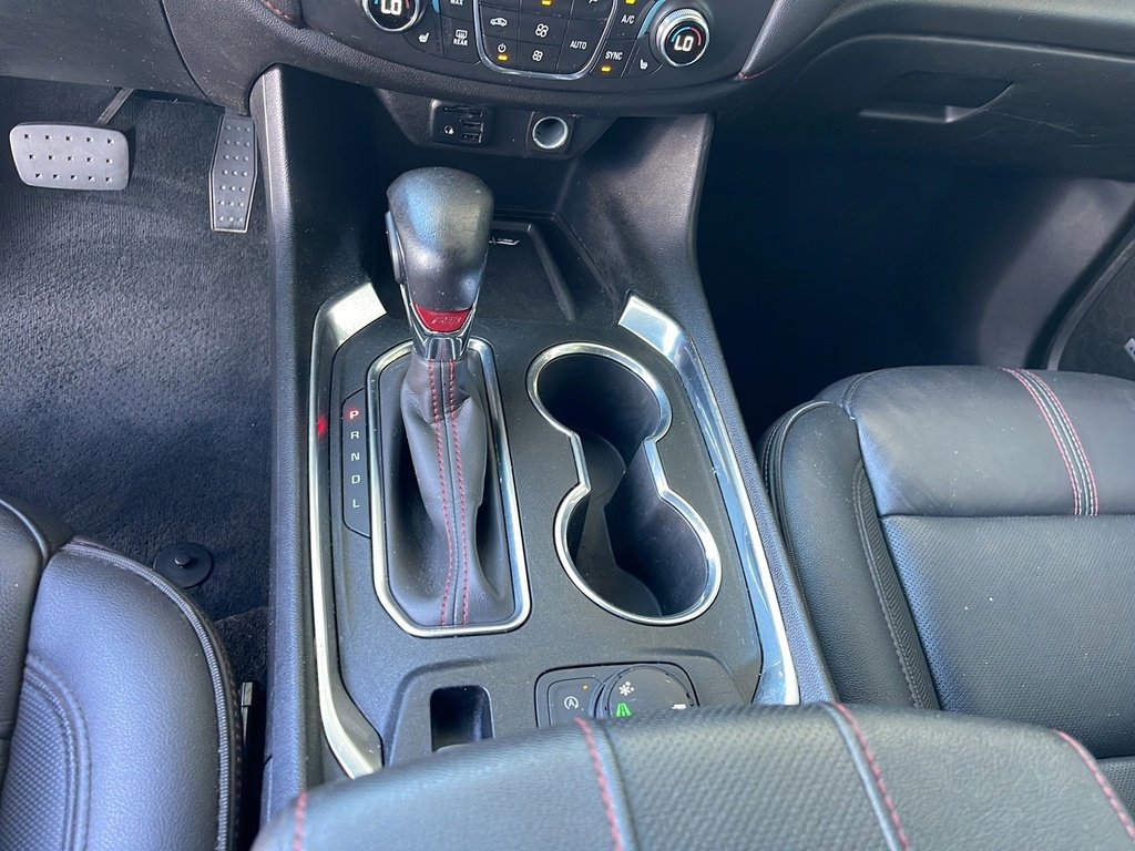 Used 2022 Chevrolet Traverse RS image 24