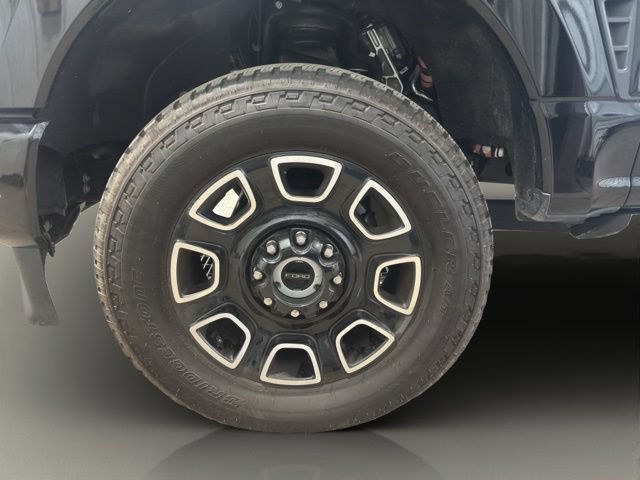 Certified 2026 Ford F250 Platinum AWD/4WD image 15
