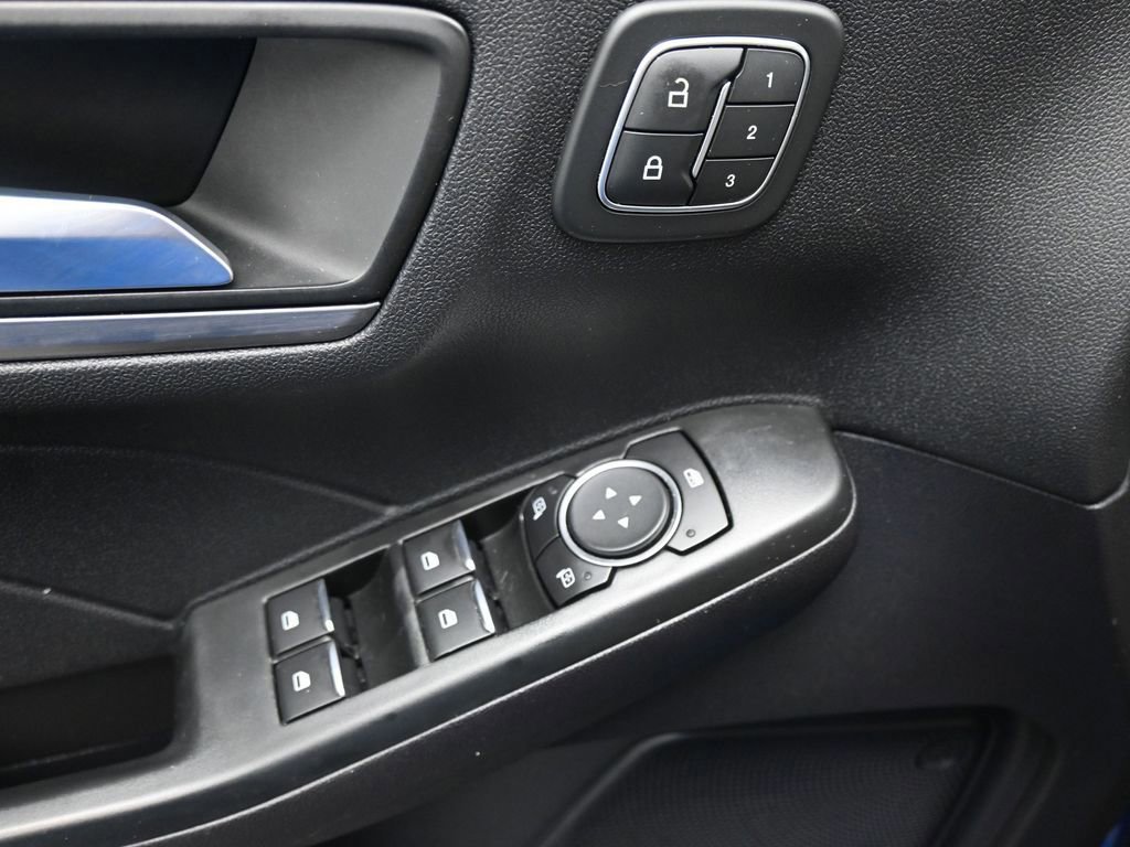 Certified 2022 Ford Escape Titanium w/ Class II Trailer Tow Package image 42