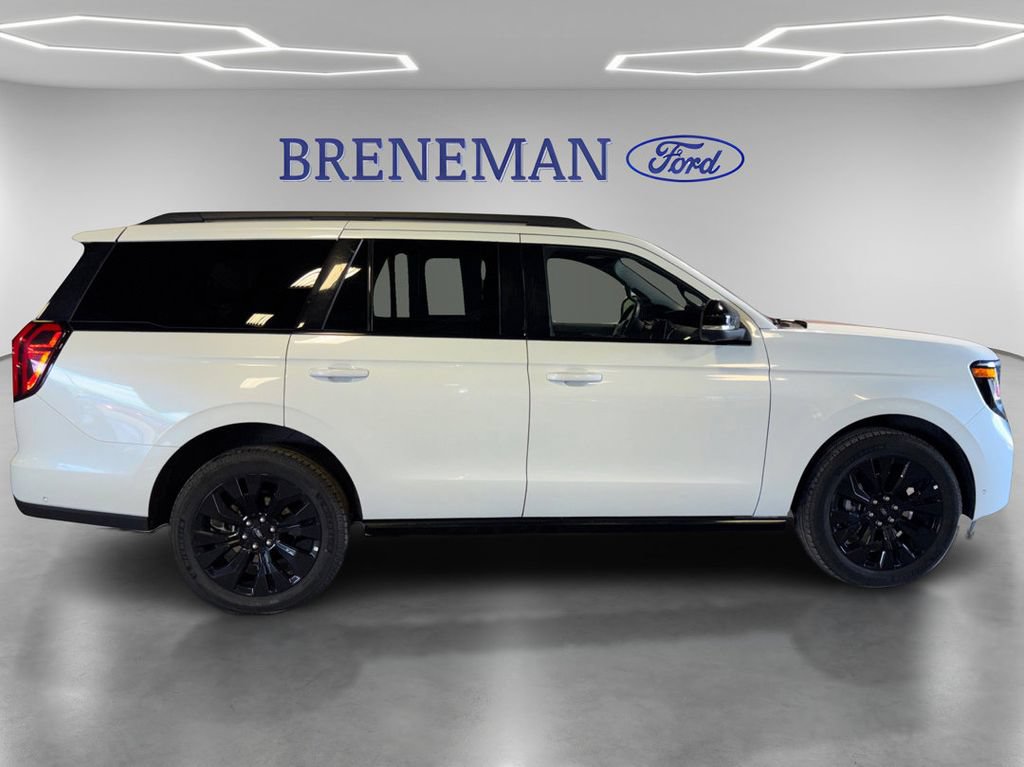 Certified 2025 Ford Expedition Platinum w/ Stealth Appearance Package AWD/4WD image 5