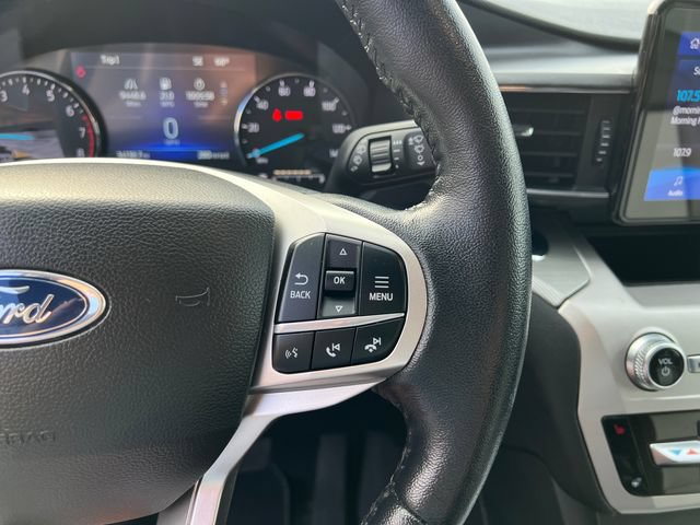 Certified 2022 Ford Explorer XLT w/ Equipment Group 202A AWD/4WD image 17