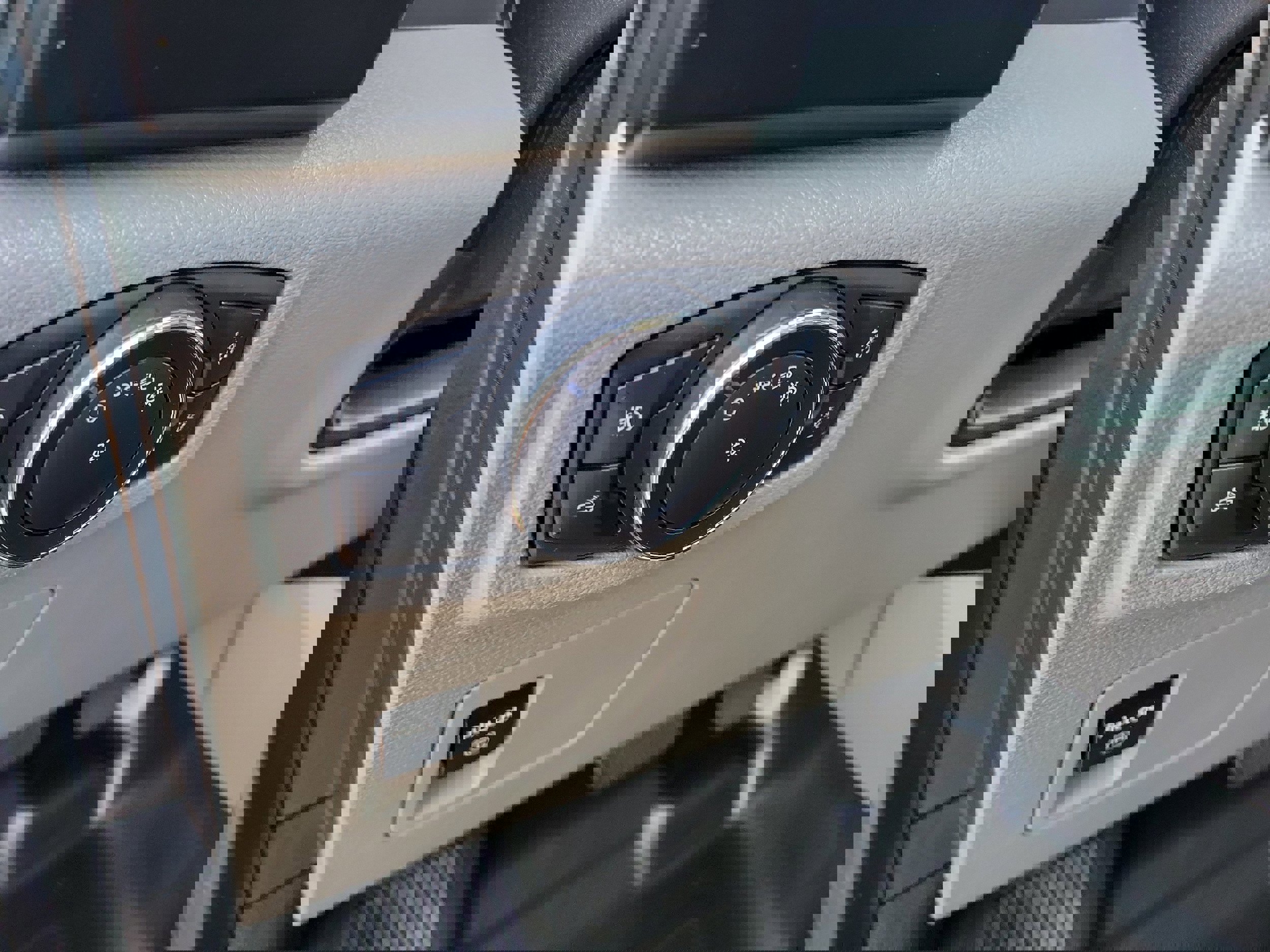 Certified 2019 Ford F150 XL w/ Equipment Group 101A Mid image 21