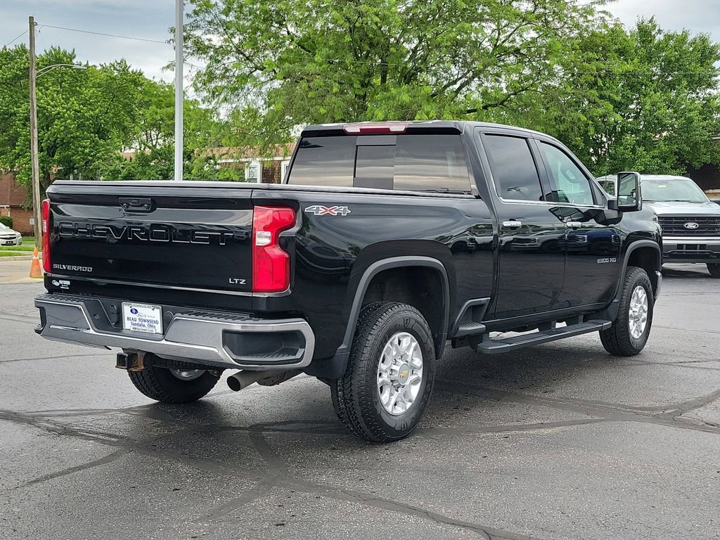 Used 2022 Chevrolet Silverado 2500 LTZ w/ LTZ Convenience Package AWD/4WD image 7