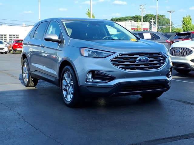 Certified 2024 Ford Edge Titanium AWD/4WD image 3