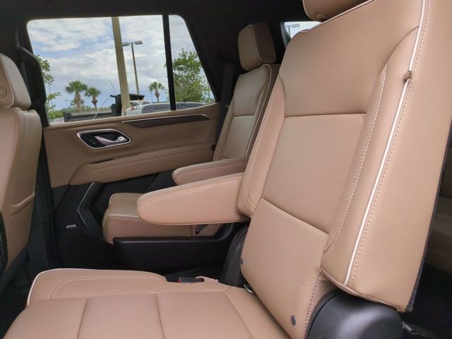 Used 2021 Chevrolet Tahoe Premier AWD/4WD image 14