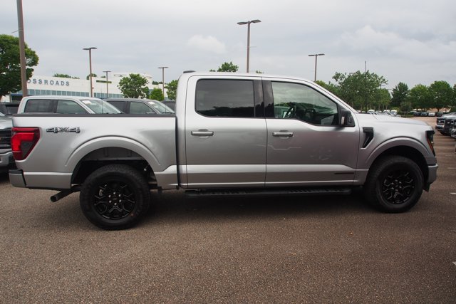 Certified 2024 Ford F150 XLT w/ Equipment Group 302A MID AWD/4WD image 9