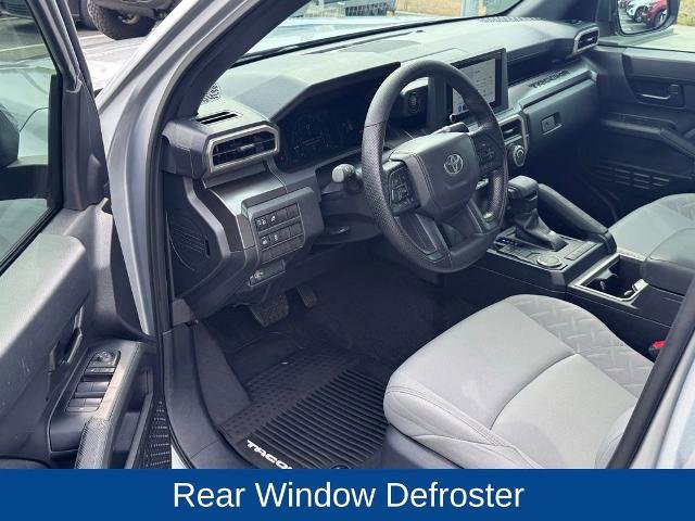 Used 2025 Toyota Tacoma SR5 image 9