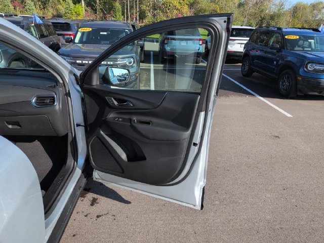 Used 2022 Chevrolet Equinox LT FWD image 14