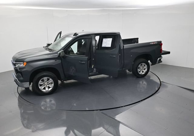 Used 2025 Chevrolet Silverado 1500 LT AWD/4WD image 51