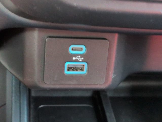 Certified 2022 Ford Maverick XL FWD image 20