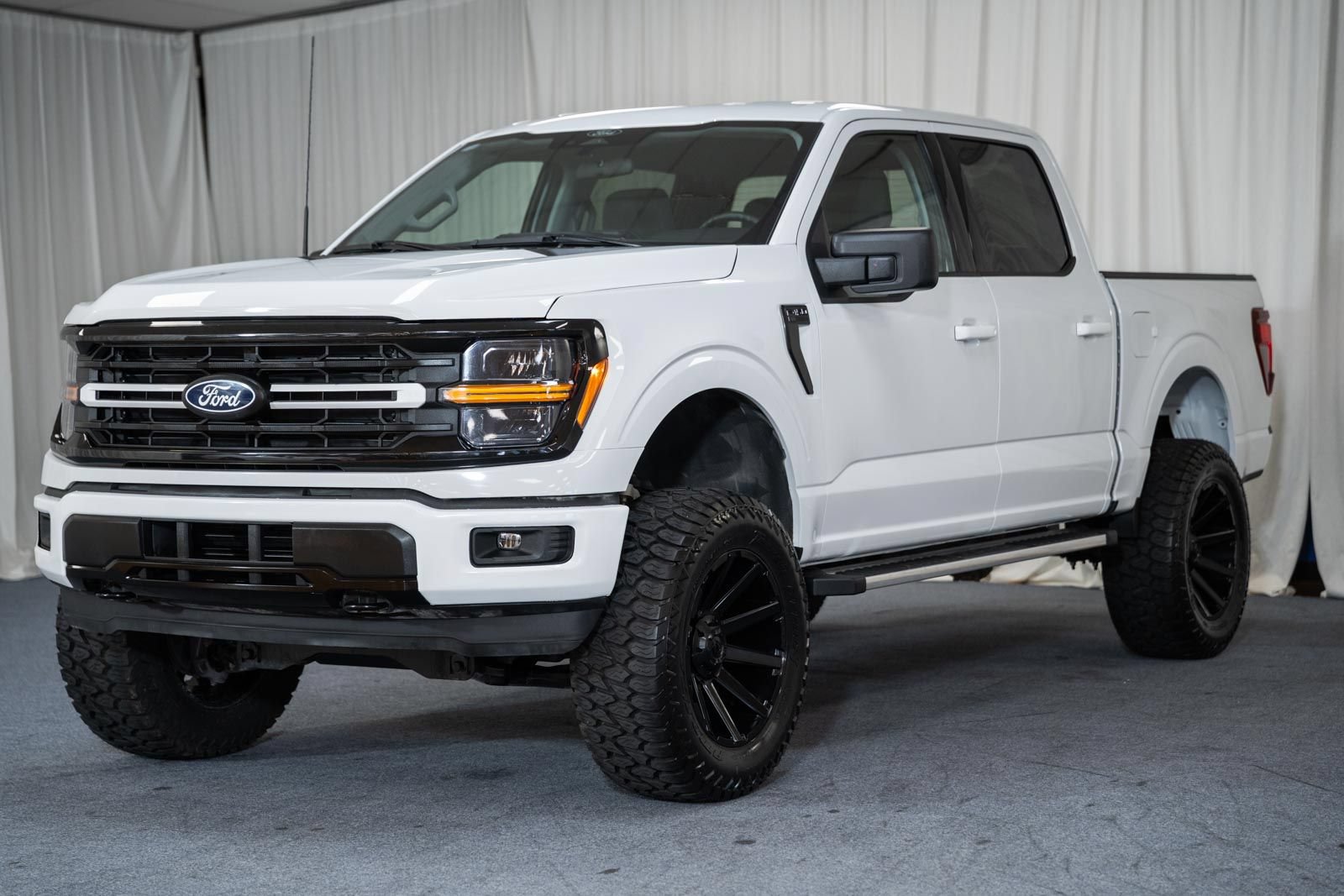 Certified 2025 Ford F150 XLT w/ Equipment Group 301A Standard AWD/4WD image 3
