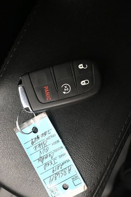 Used 2019 Jeep Compass Latitude AWD/4WD image 17