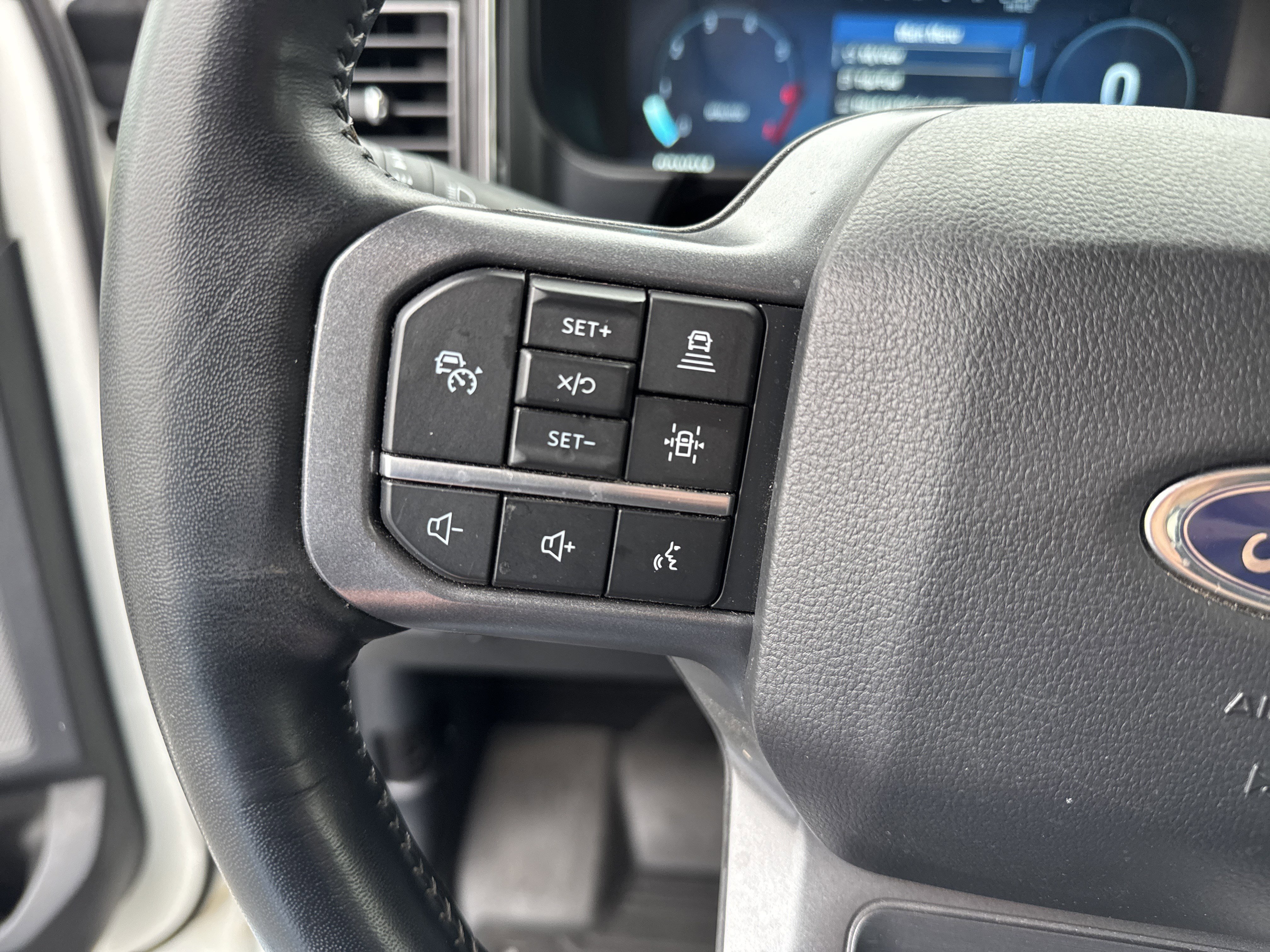 Certified 2023 Ford F350 Lariat w/ Lariat Ultimate Package image 38