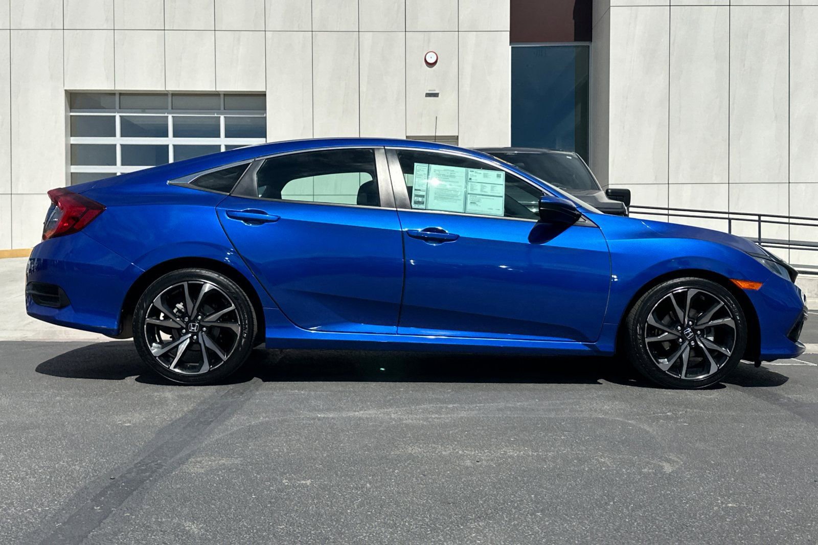 Used 2020 Honda Civic Sport image 2