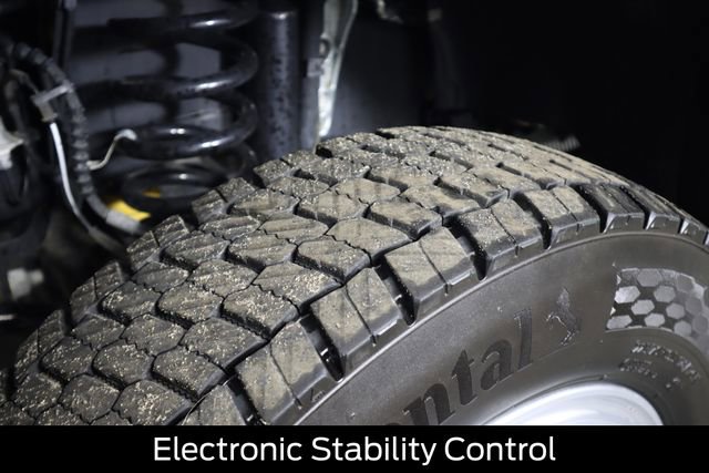 Certified 2025 Ford F450 Platinum w/ FX4 Off-Road Package image 28