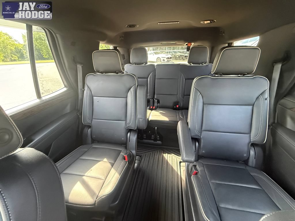 Used 2023 Chevrolet Tahoe Premier AWD/4WD image 25