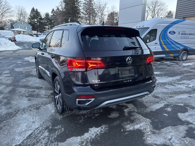 Used 2022 Volkswagen Taos SE image 7