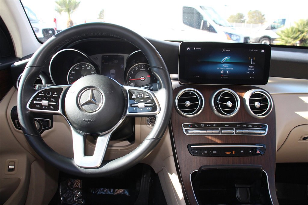 Used 2022 Mercedes-Benz GLC 300 image 17