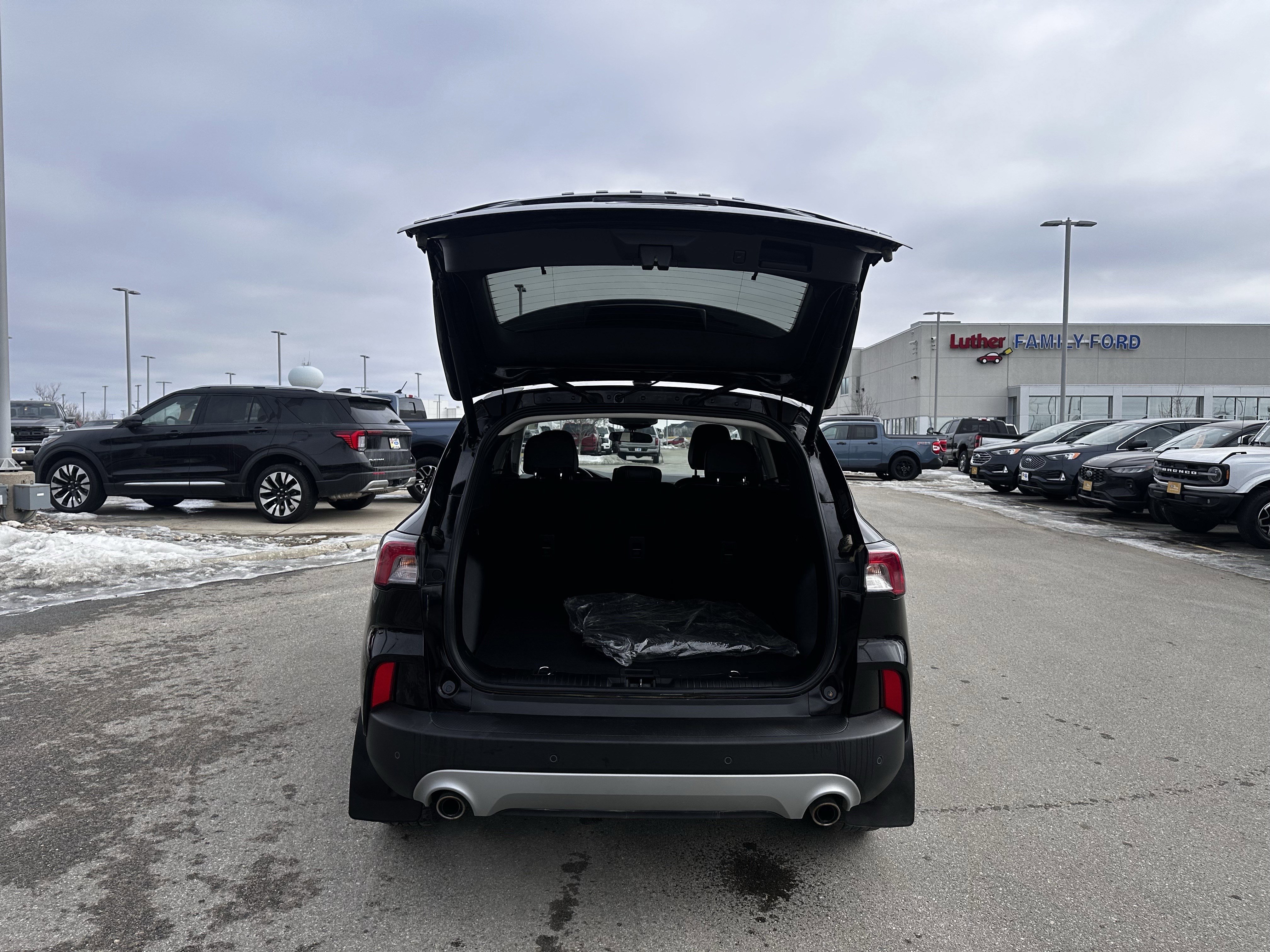 Certified 2022 Ford Escape SEL w/ Technology Package image 22