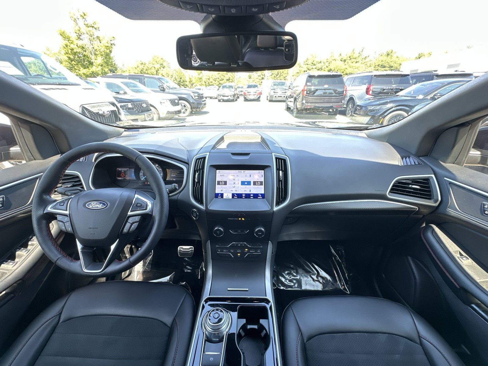 Certified 2020 Ford Edge ST-Line w/ Cold Weather Package AWD/4WD image 25