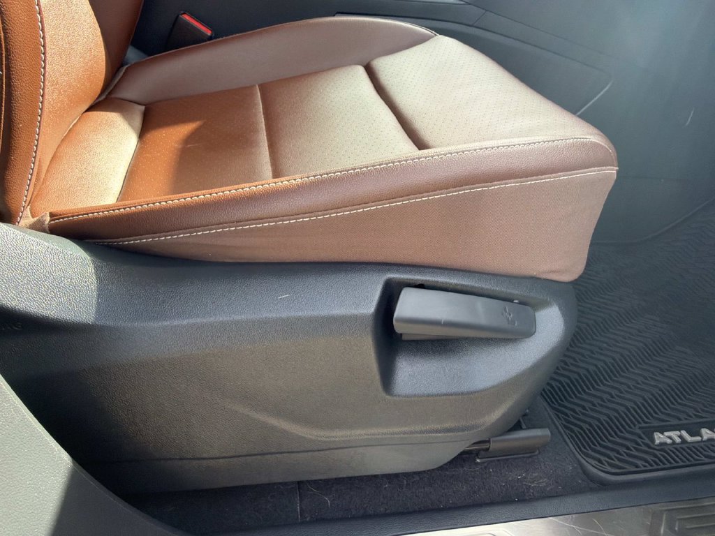 Used 2022 Volkswagen Atlas SE FWD image 13