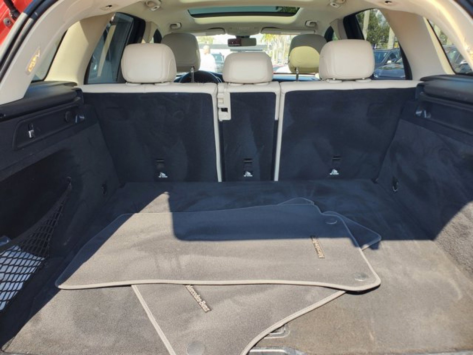 Used 2021 Mercedes-Benz GLC 300 image 7