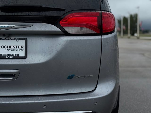 Used 2019 Chrysler Pacifica Touring Plus FWD image 44