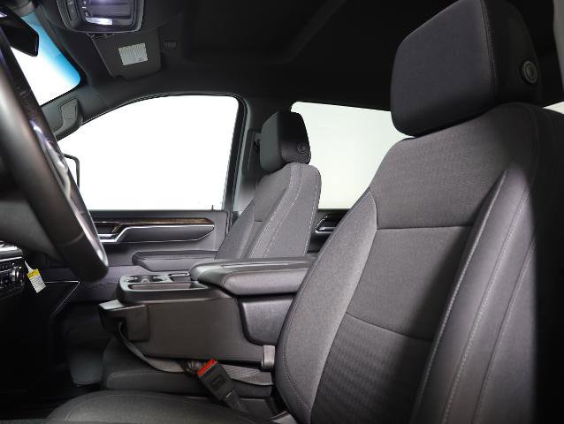 Used 2025 GMC Sierra 2500 SLE w/ SLE Value Package; image 8