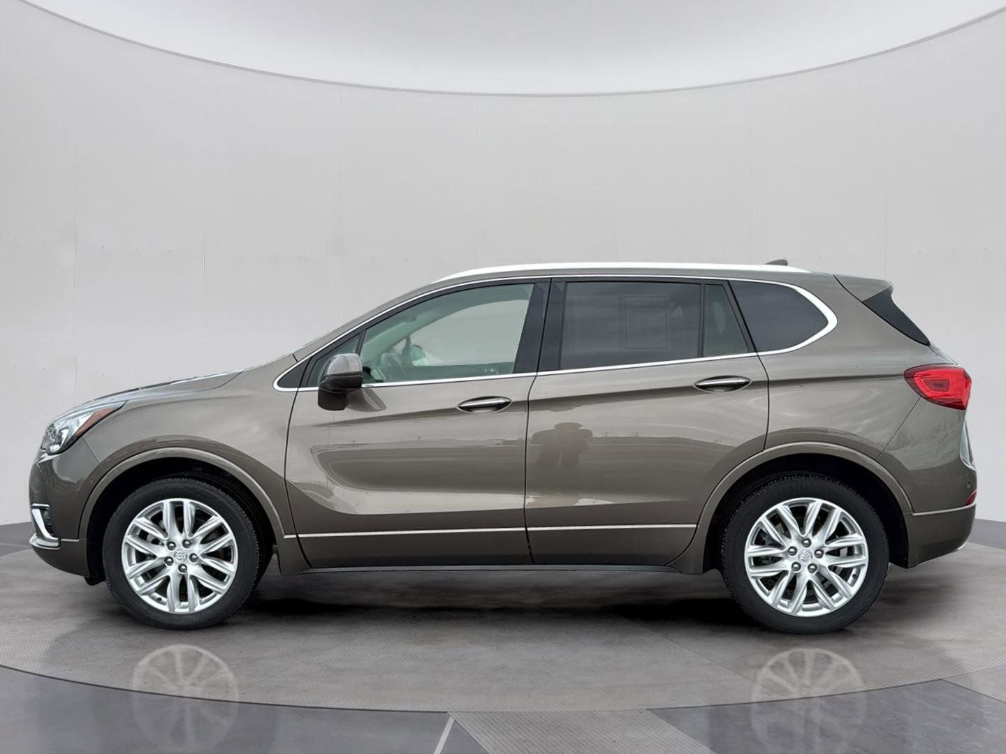 Used 2019 Buick Envision Premium w/ Driver Confidence Package image 2
