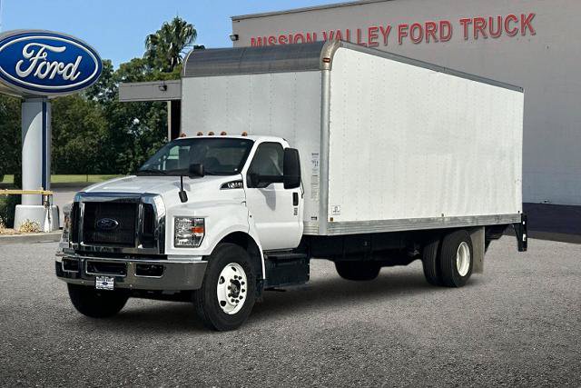 Certified 2025 Ford F650 2WD Regular Cab Super Duty image 8