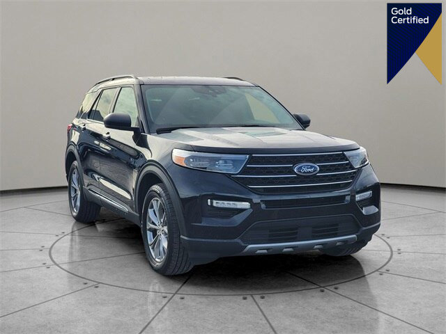 Certified 2022 Ford Explorer XLT w/ Equipment Group 202A image 1